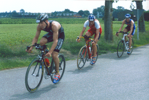 Marc Herremans en Guido Gosselink werken samen in Zundert, Rutger Beke kan nog net volgen