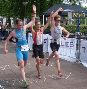 Finish Triathlon Club Twente Team